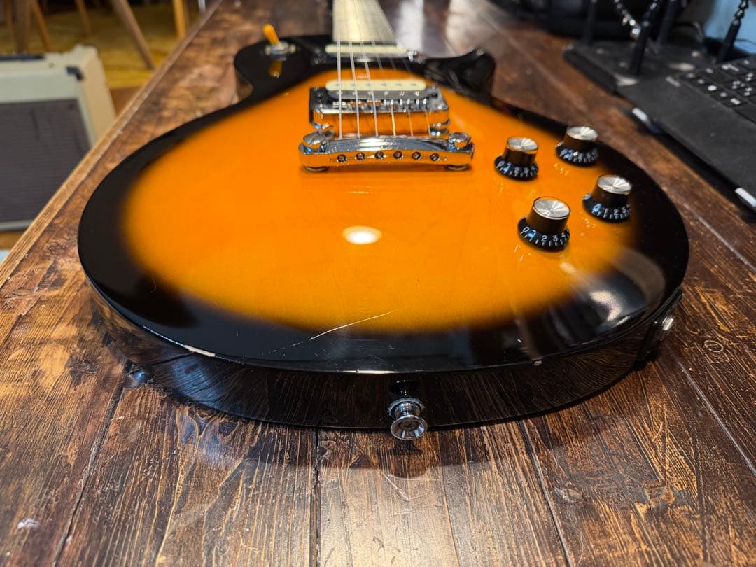 Epiphone　Les Paul Studio LT