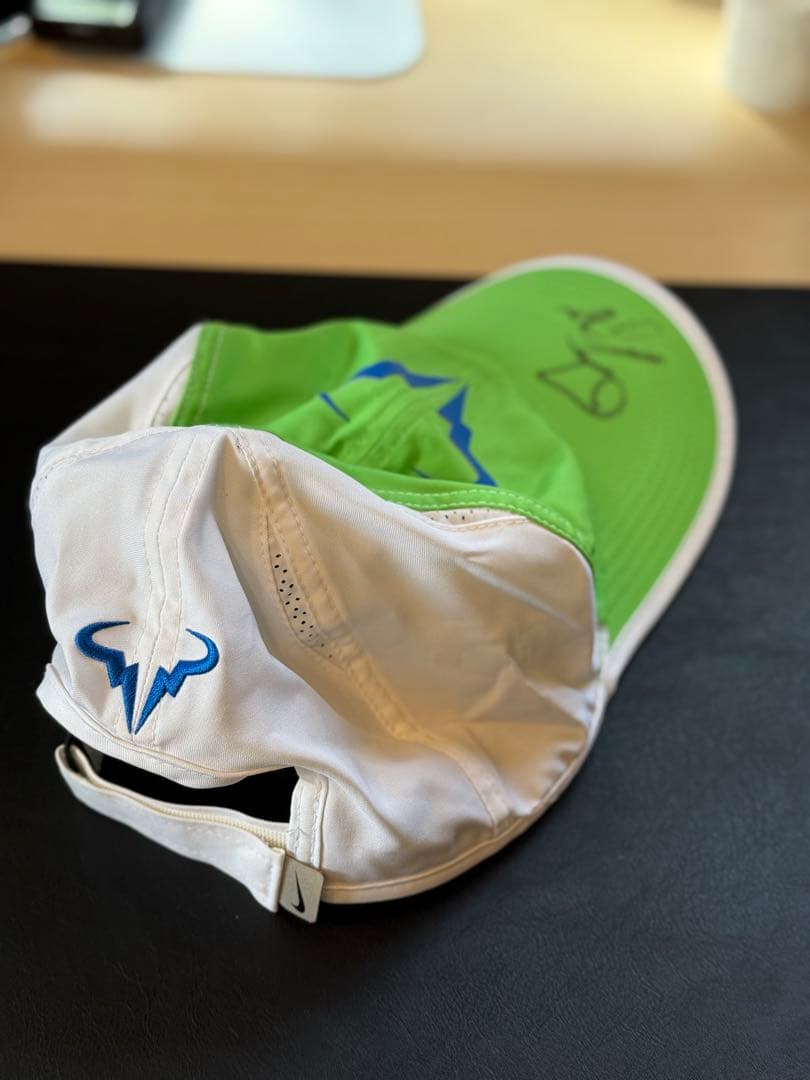 ラファエル・ナダル 直筆サインキャップ