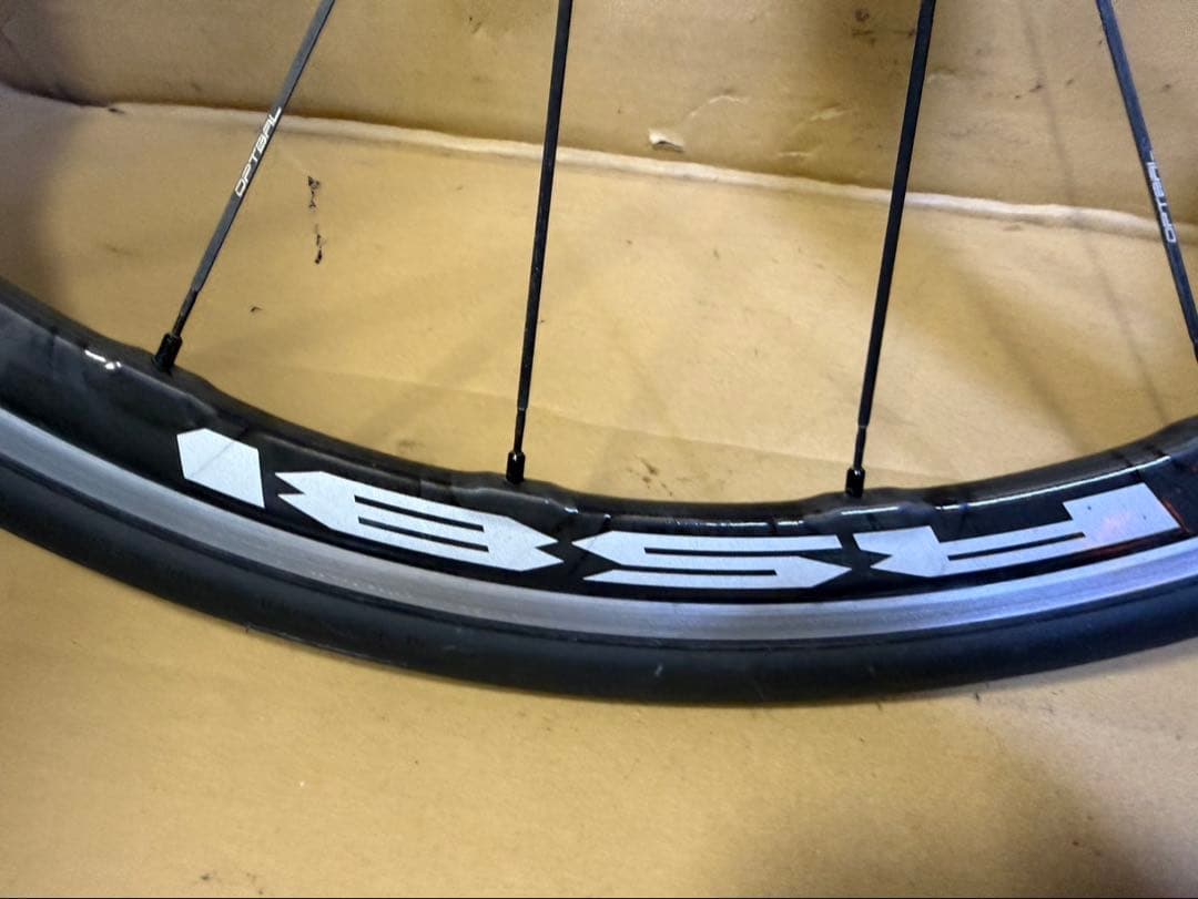 シマノ　WH-RS81 C35 カーボンホイール