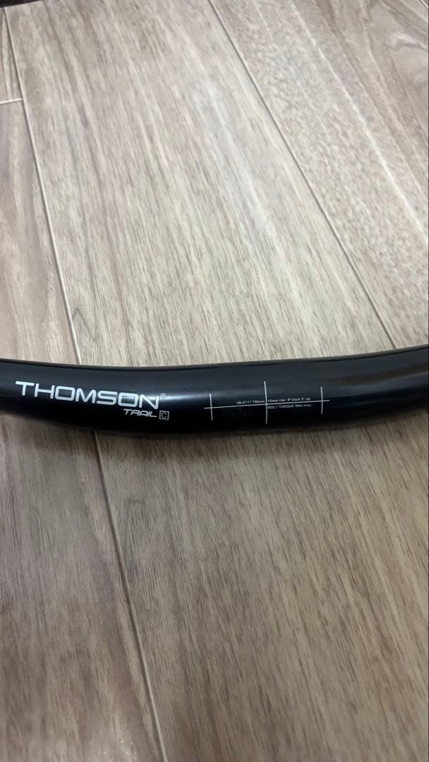 THOMSON CARBON RISER BAR カーボンライザーバー　31.8