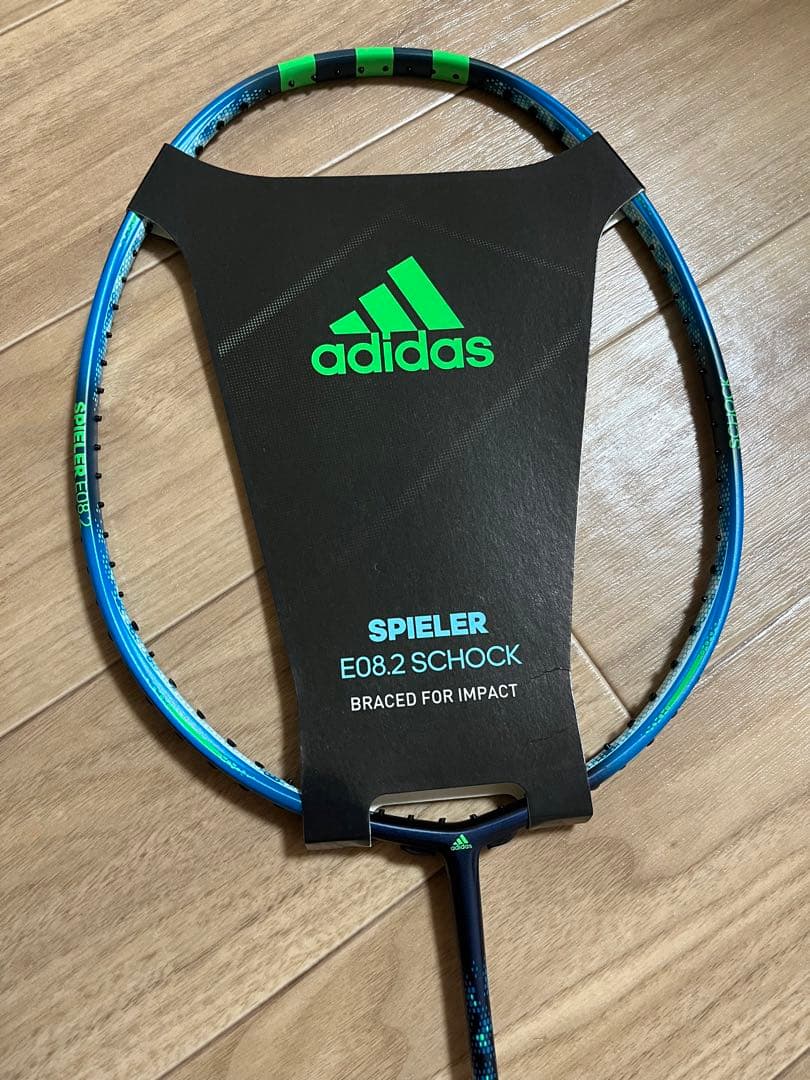 新品！バドミントンラケット　スピーラー E08.2