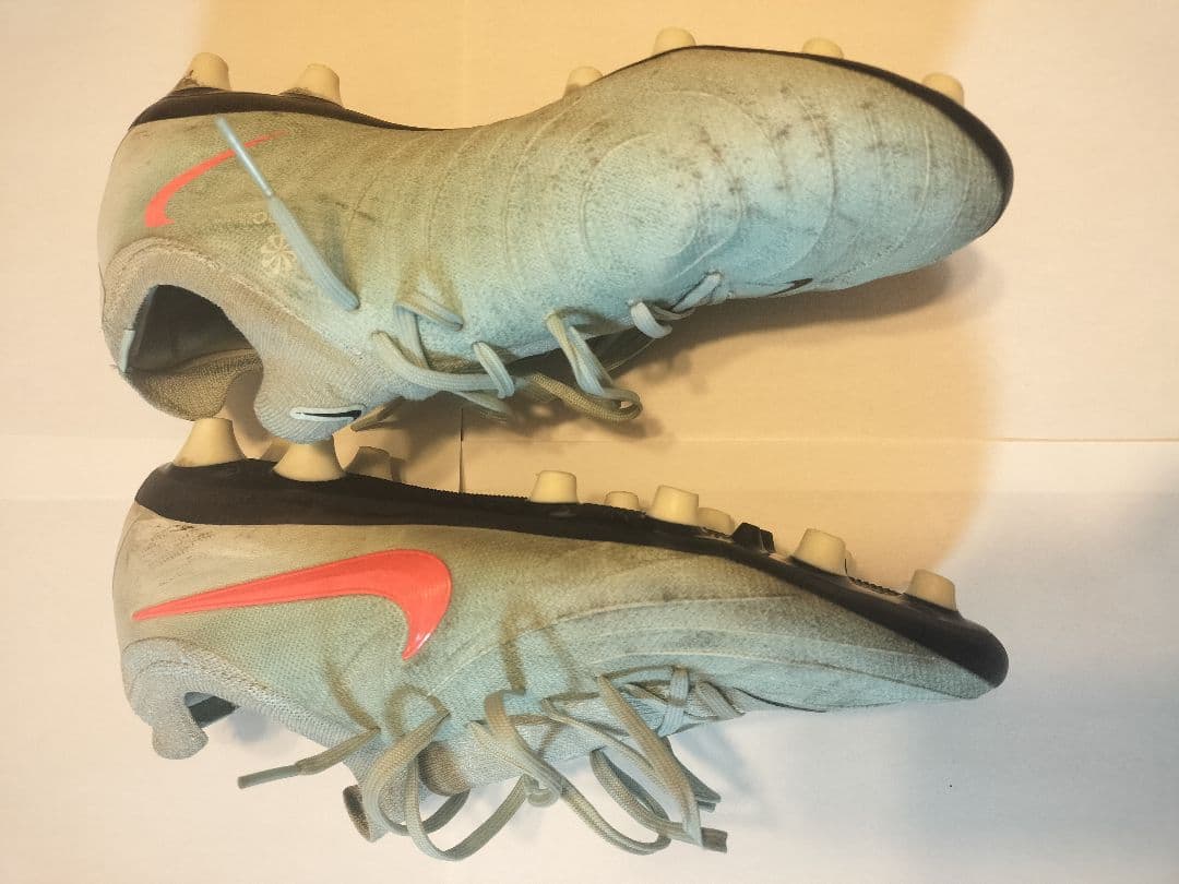 Nike ファントムGX2プロ　サッカー スパイク