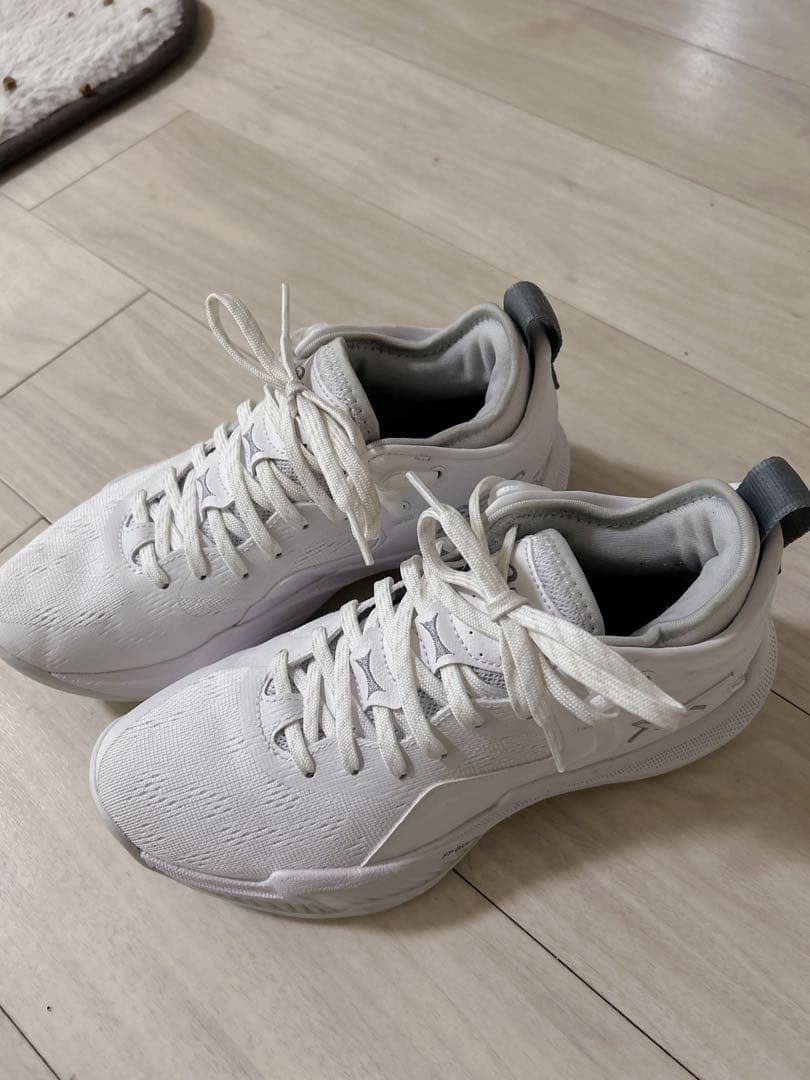 シューズ(男性用) ASICS NOVA SURGE