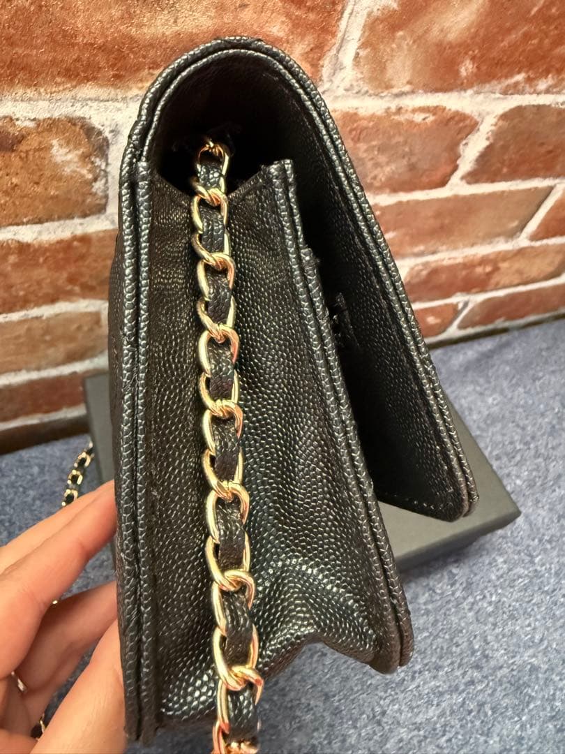 CHANELノベルティブラックレザー クラッチバッグ