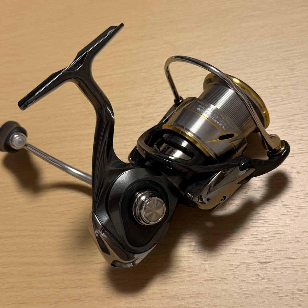 【美品】DAIWA LUVIAS LT2500-XH ダイワ 20ルビアス