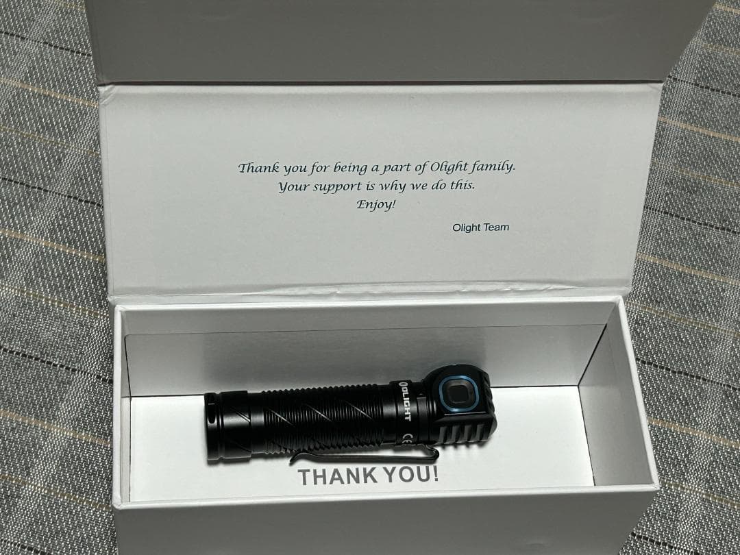 ◆ほぼ新品・オーライト olight Perun 3 3000ルーメン