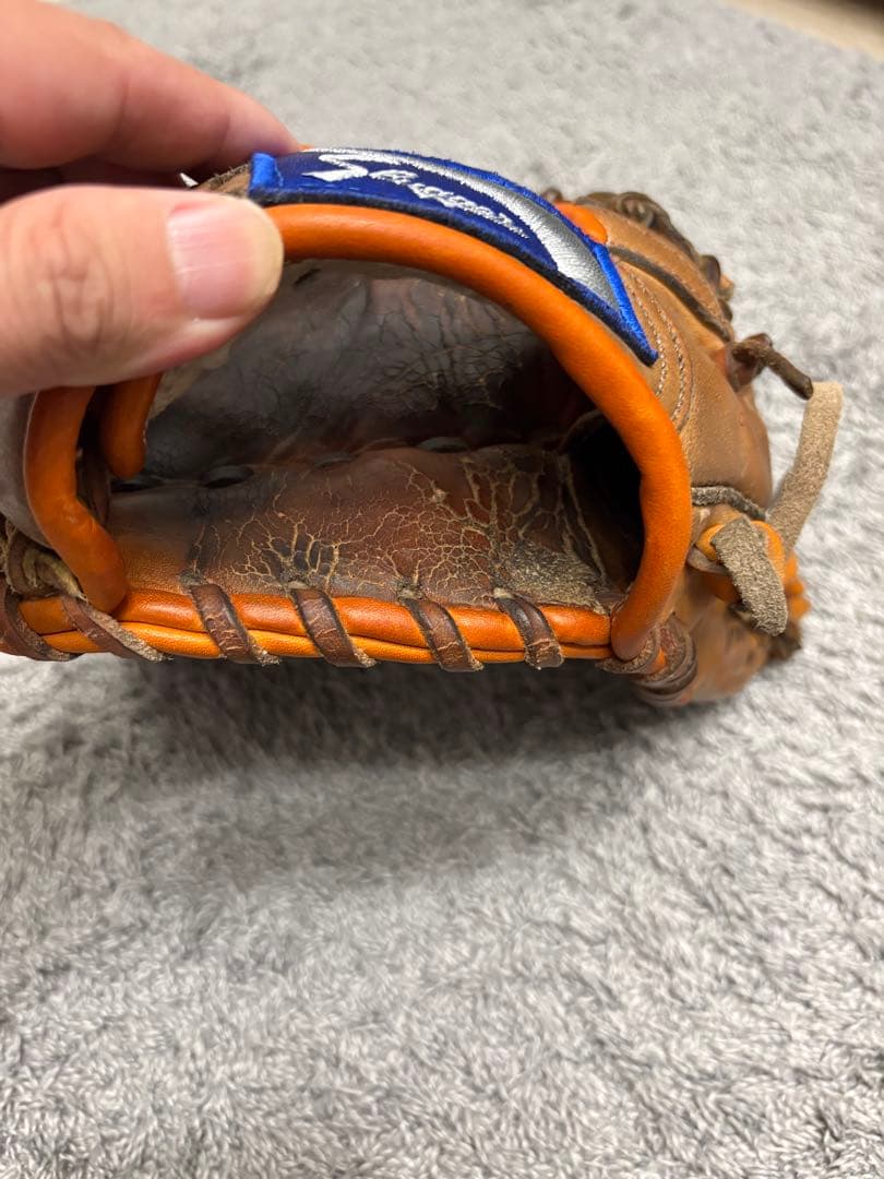 Slugger 硬式グローブ 内野手用