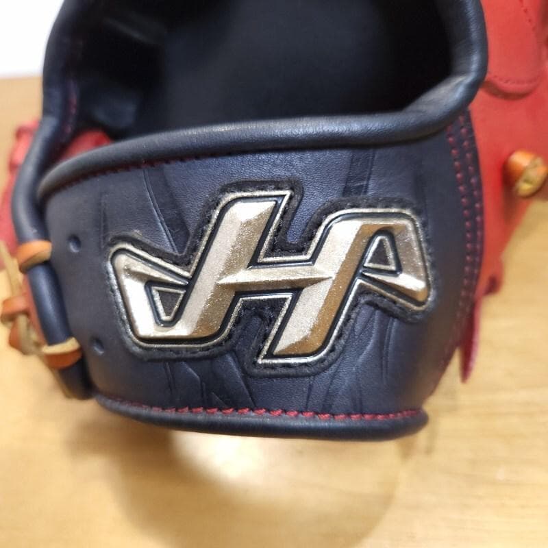 ハタケヤマ 心 今成亮太モデル 阪神 限定モデル 良品 内野用 軟式グローブ