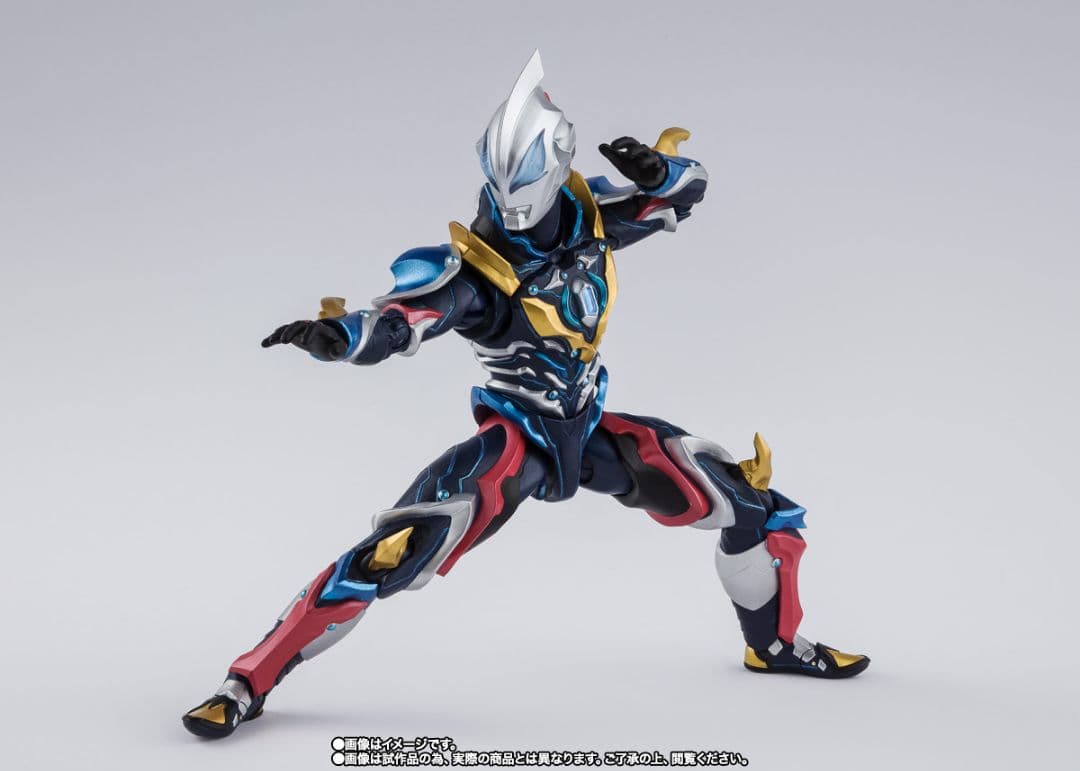 フィギュアーツ　 ウルトラマンゼロ ギャラクシーライジング