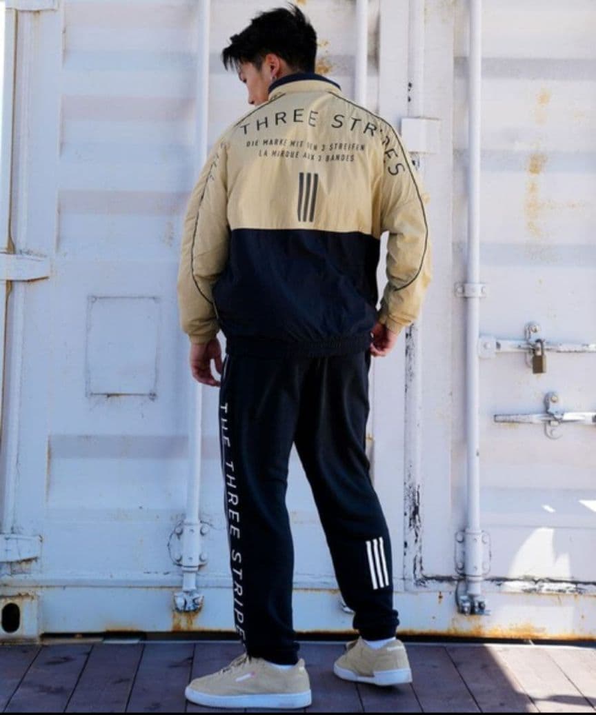 キ*ド様 【極美品】adidas THE THREE STRIPES ウーブンセ