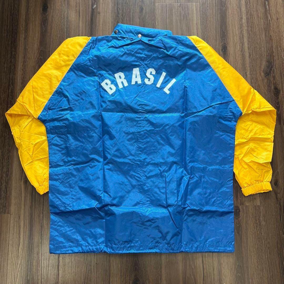 タグ付き　90's UMBRO アンブロ ブラジル代表 ナイロンジャケット