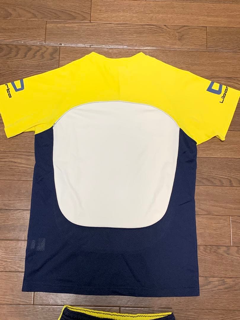 リベルタ　サッカーユニフォーム上下セット　サイズJM(150程度)