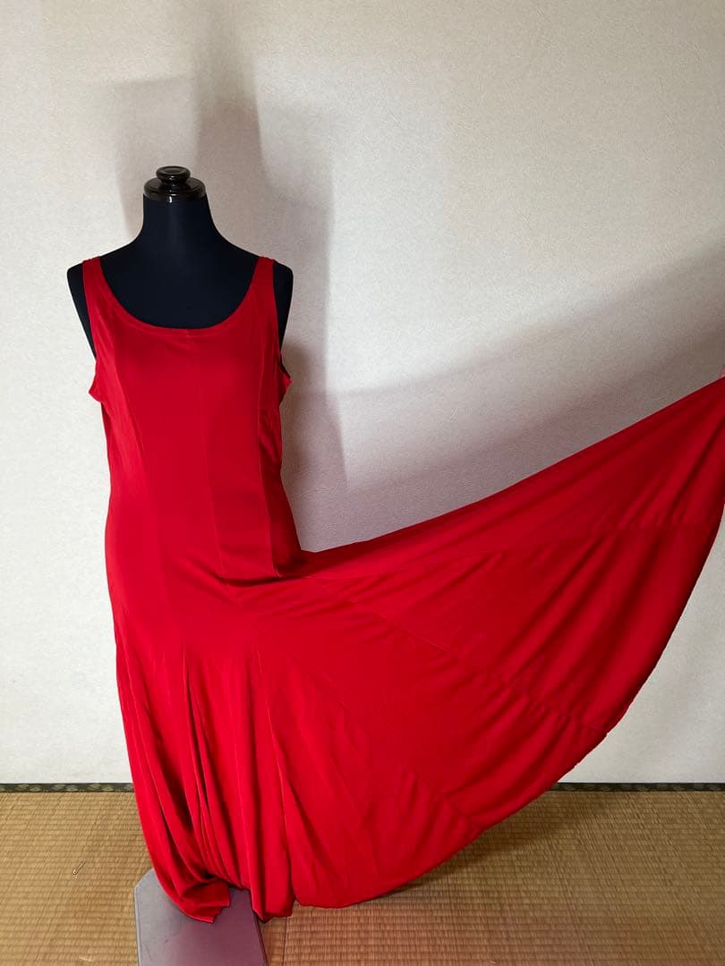 Simple is bestフラメンコドレス　prima boutique