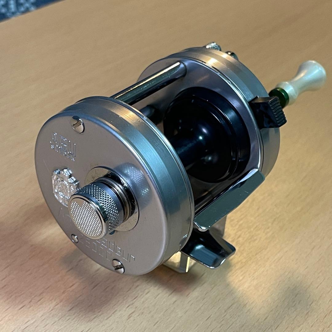 ABU Ambassadeur 2500C アブ アンバサダー ベイトリール