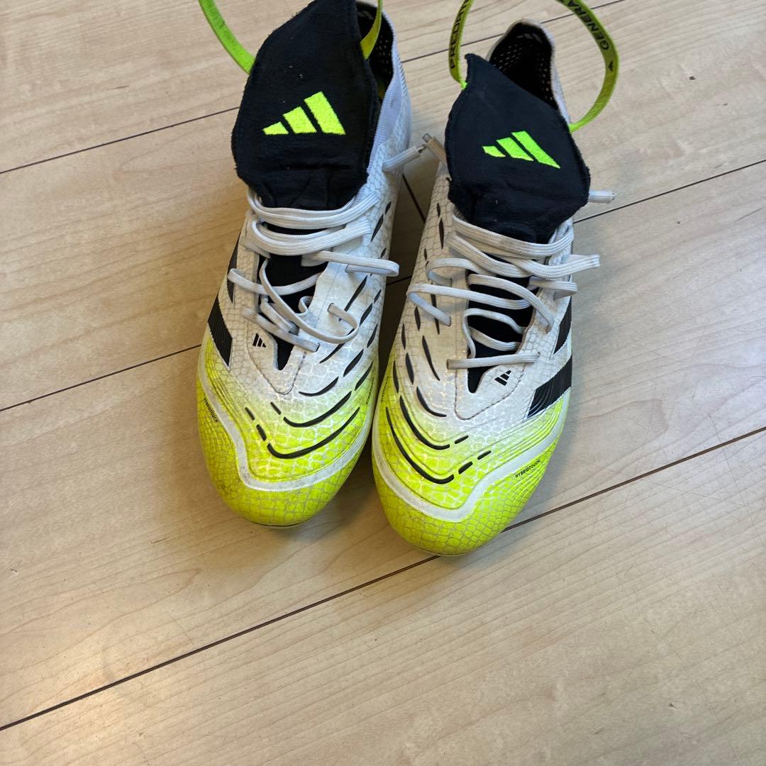 adidas サッカーシューズ ホワイト/イエロー