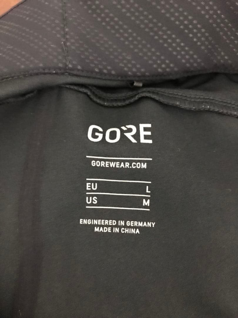 日本未発売　GOREWEAR GORE-TEX WINDSTOPPER