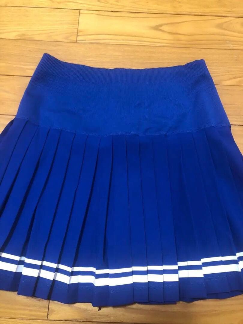 《週末お値下げ》ウィルソン　テニススコート　ミッドタウン　ブルー