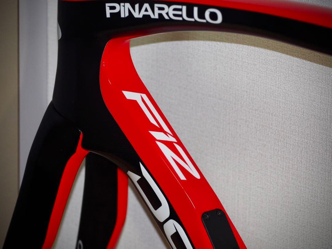 PINARELLO DOGMA F12 disc ロードバイク　フレームセット