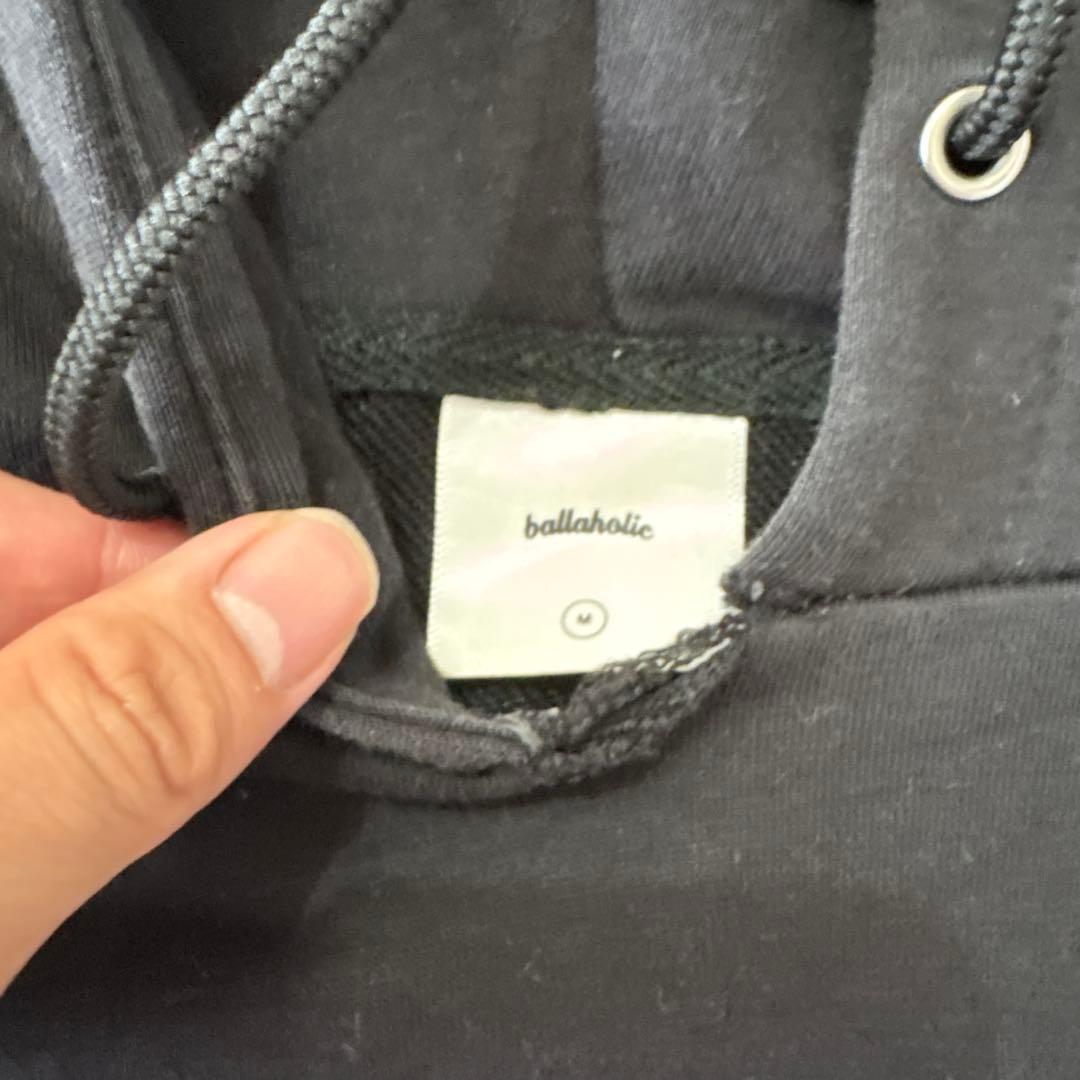 BALLAHOLIC フード付きスウェット 黒