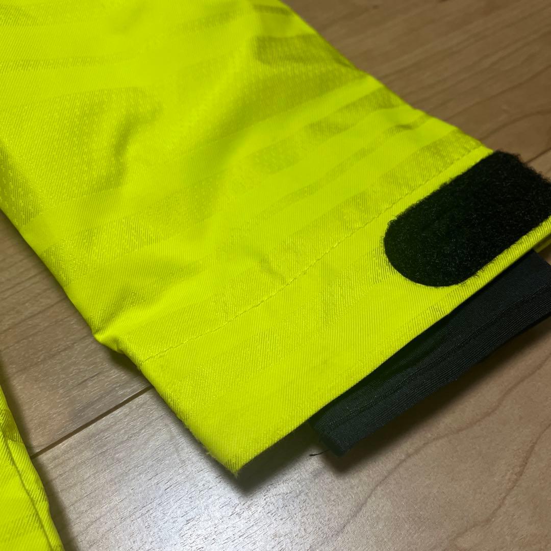 ビラボン　スノーボードウェア　Ｍ　バートン