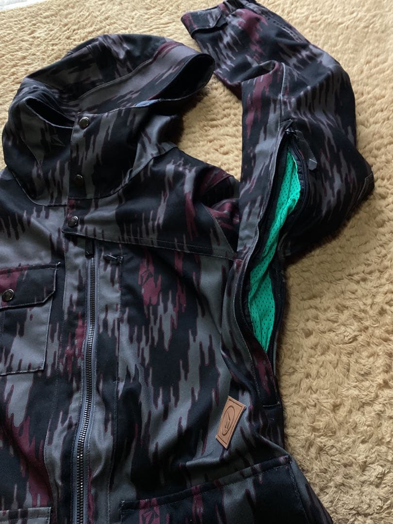 VOLCOM レディースXSスノボウェアスキーウェア