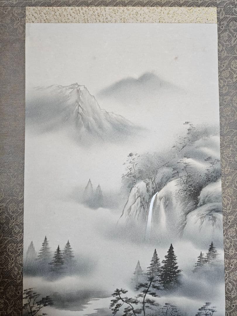 掛け軸-水墨山水画 値下げしました