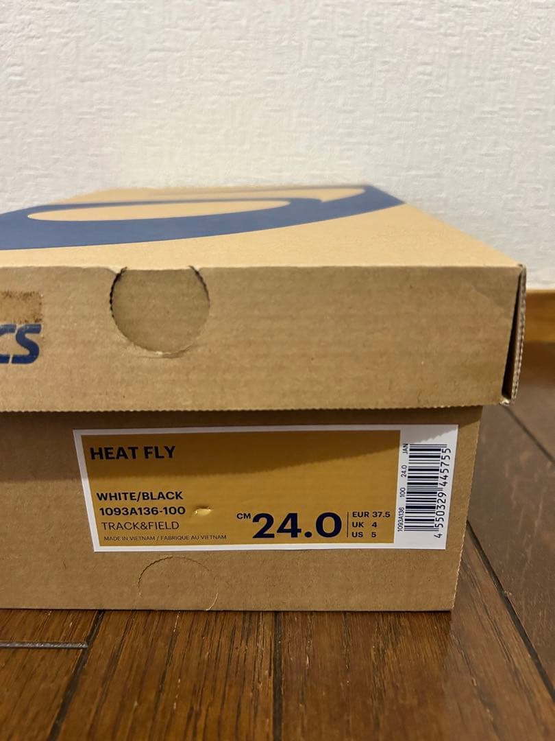 新品　未使用　asics 24.0 HEATFLY スパイクシューズ