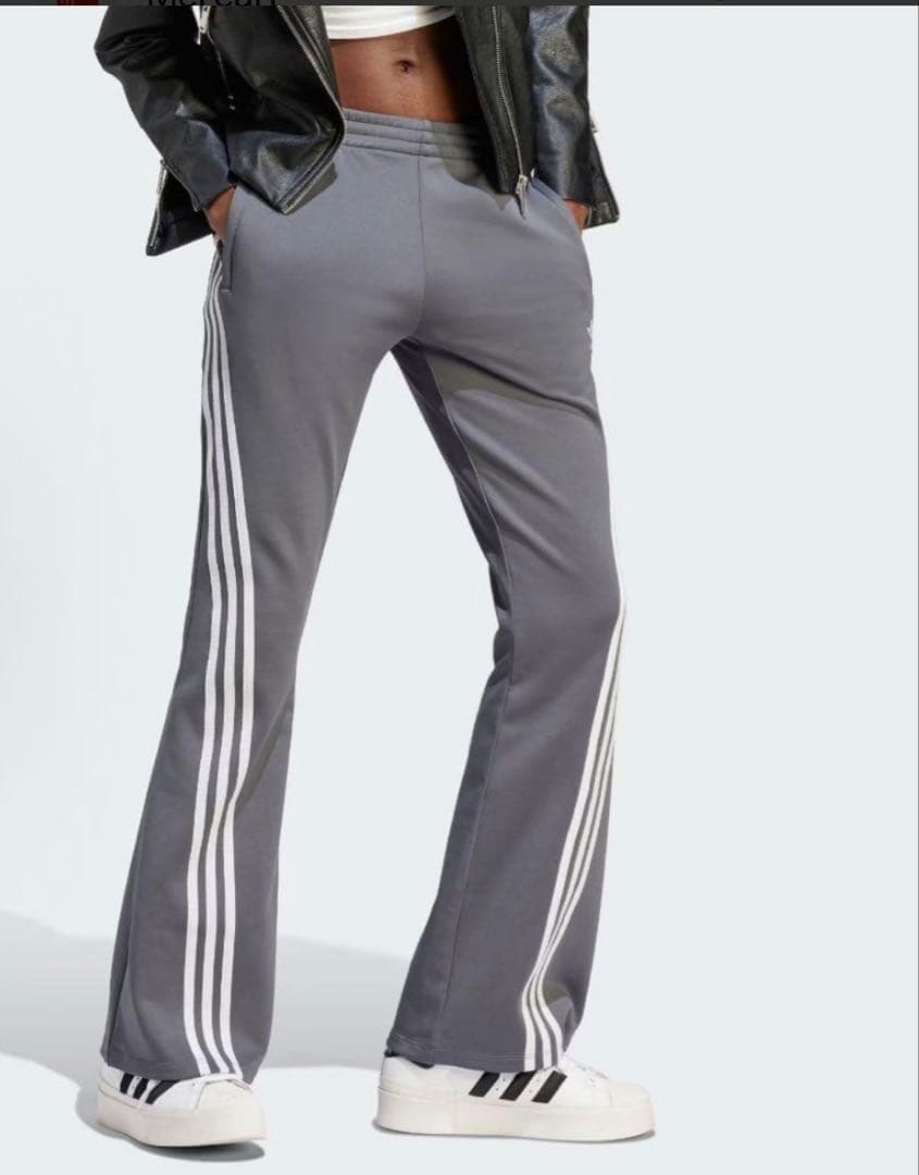 adidas Adilenium フレア トラックパンツ サイズS（グレー）