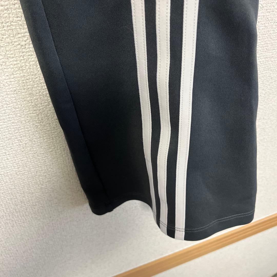 adidas Adilenium フレア トラックパンツ サイズS（グレー）