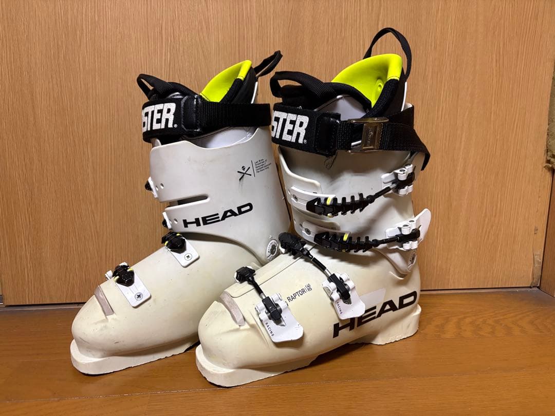 HEAD インナーとRAPTOR 140 RS スキーブーツ（太足仕様）