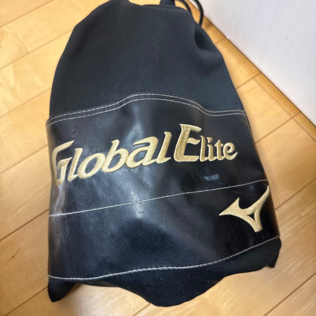 ミズノglobal elite軟式グローブ　赤野球グラブ　ミズノ　袋付き