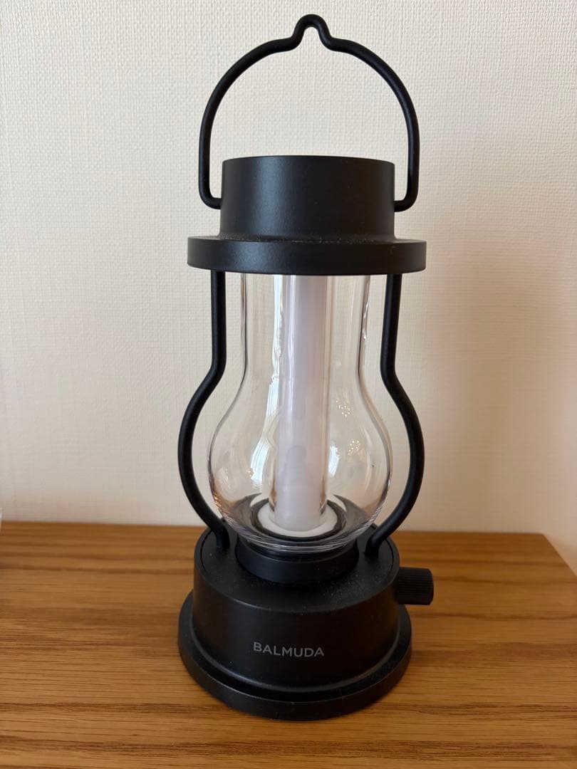 【新品・箱無し】バルミューダ　ランタン　BALMUDA The Lantern