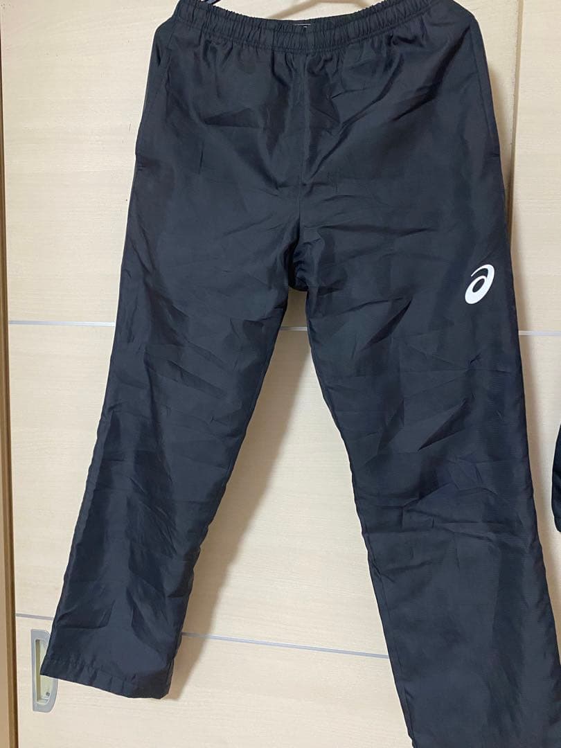 ASICS ウィンドブレーカー（上下セット）