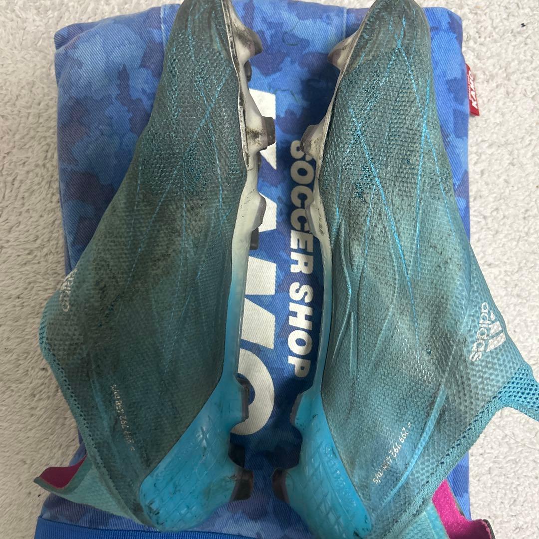 adidas サッカーシューズ 青/ピンク