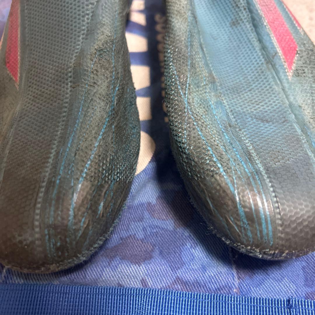 adidas サッカーシューズ 青/ピンク