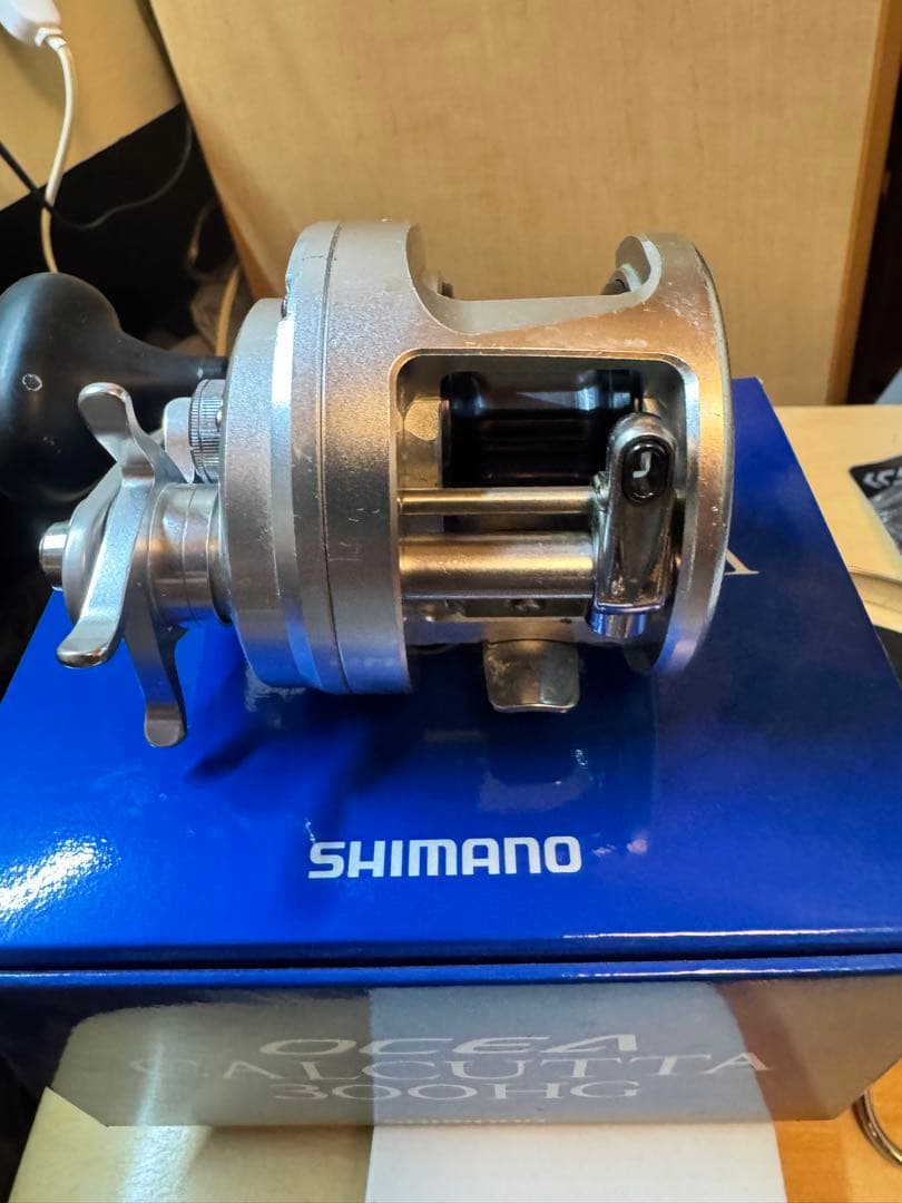 SHIMANO オシア カルカッタ 300HG ベイトリール
