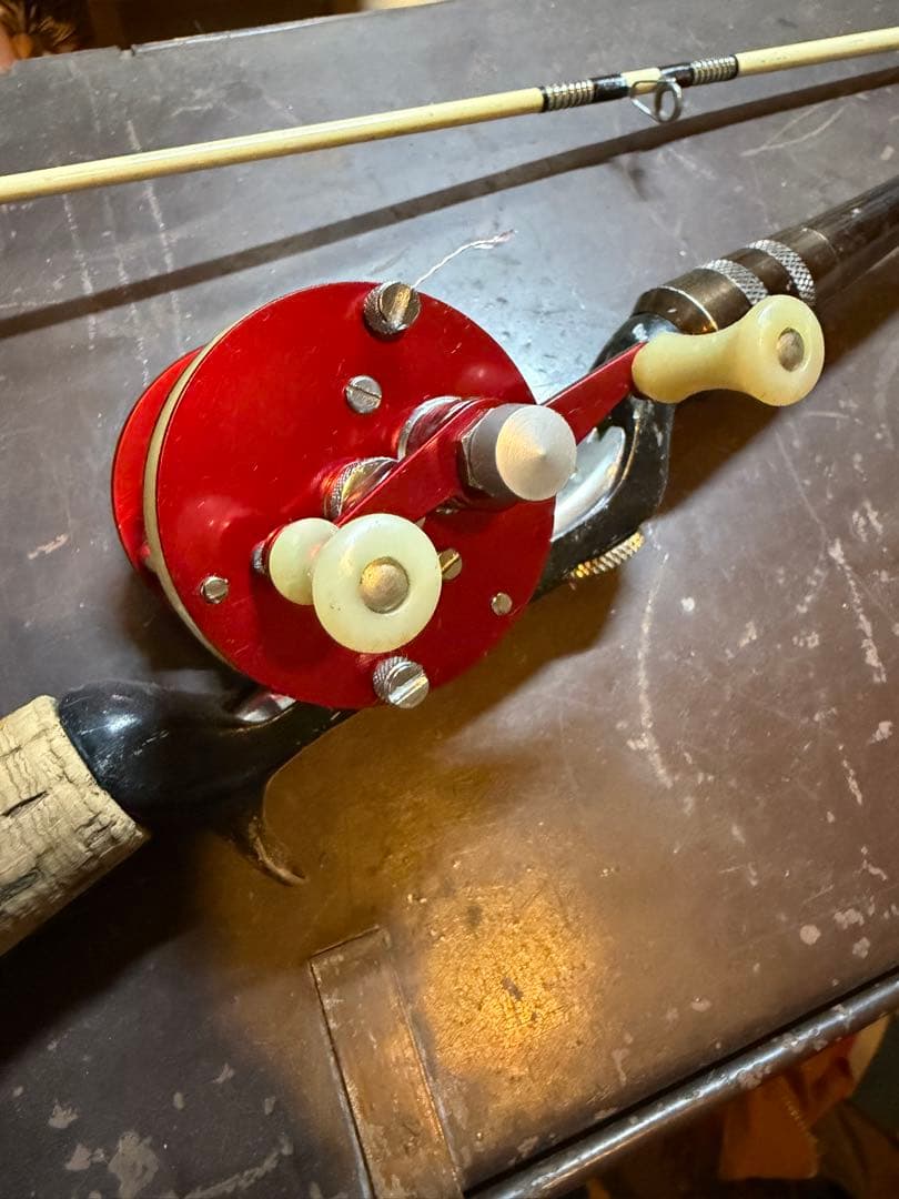 チ*ン様 ABU 1750A ダイレクトリール
