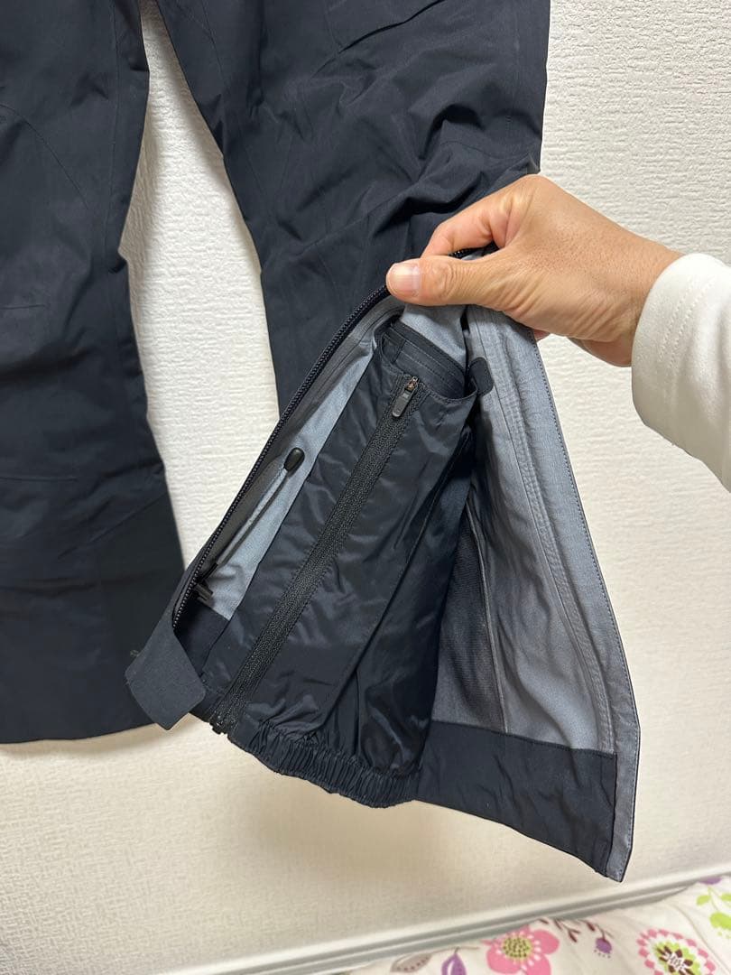 スノーボード Mountain Hardwear Gore-tex Pro Bib