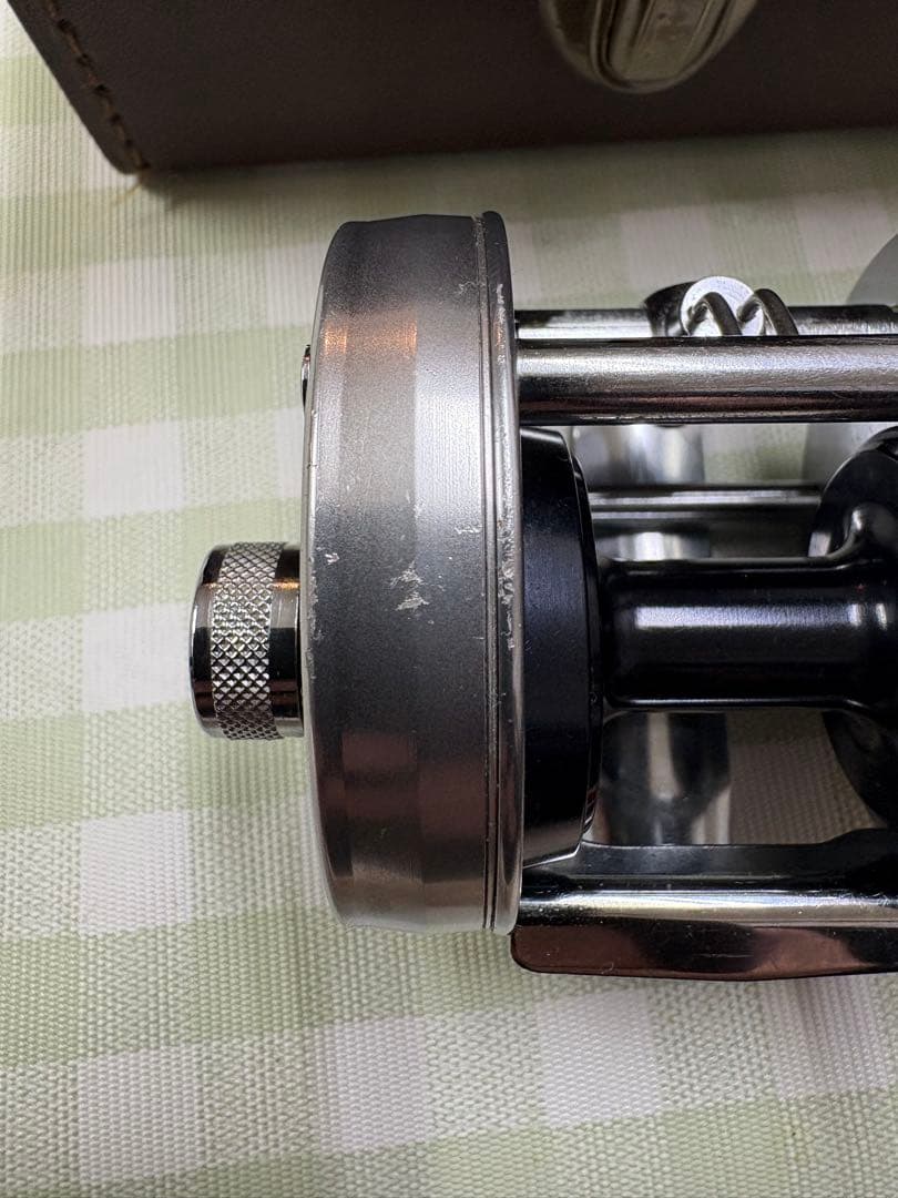 アブガルシア アンバサダー 2500C シルバー + Abu リール ケース