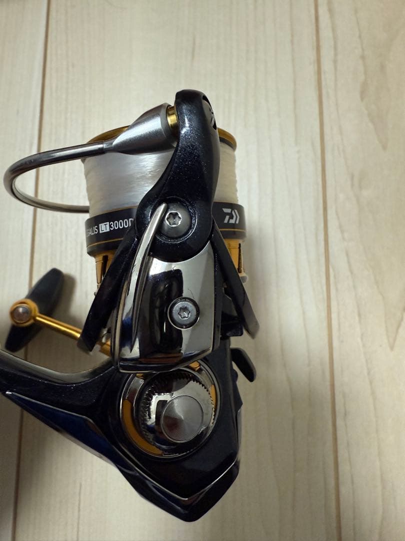 DAIWA レガリス　LEGALIS LT 3000D-C スピニングリール