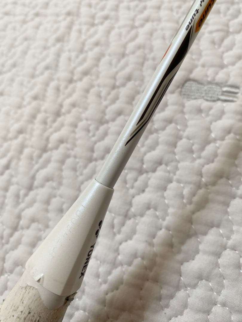ヨネックス ボルトリック70 Etune 4UG5 ラケット　YONEX