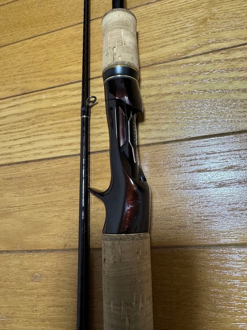 シマノ 19 カーディフ ネイティブスペシャル B83ML 美品
