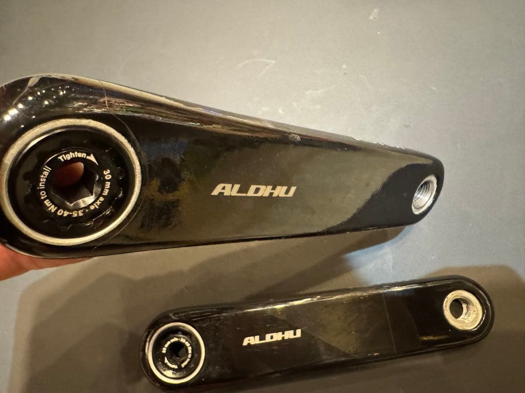 ROTOR ALDHUカーボン　クランクアーム 170mm