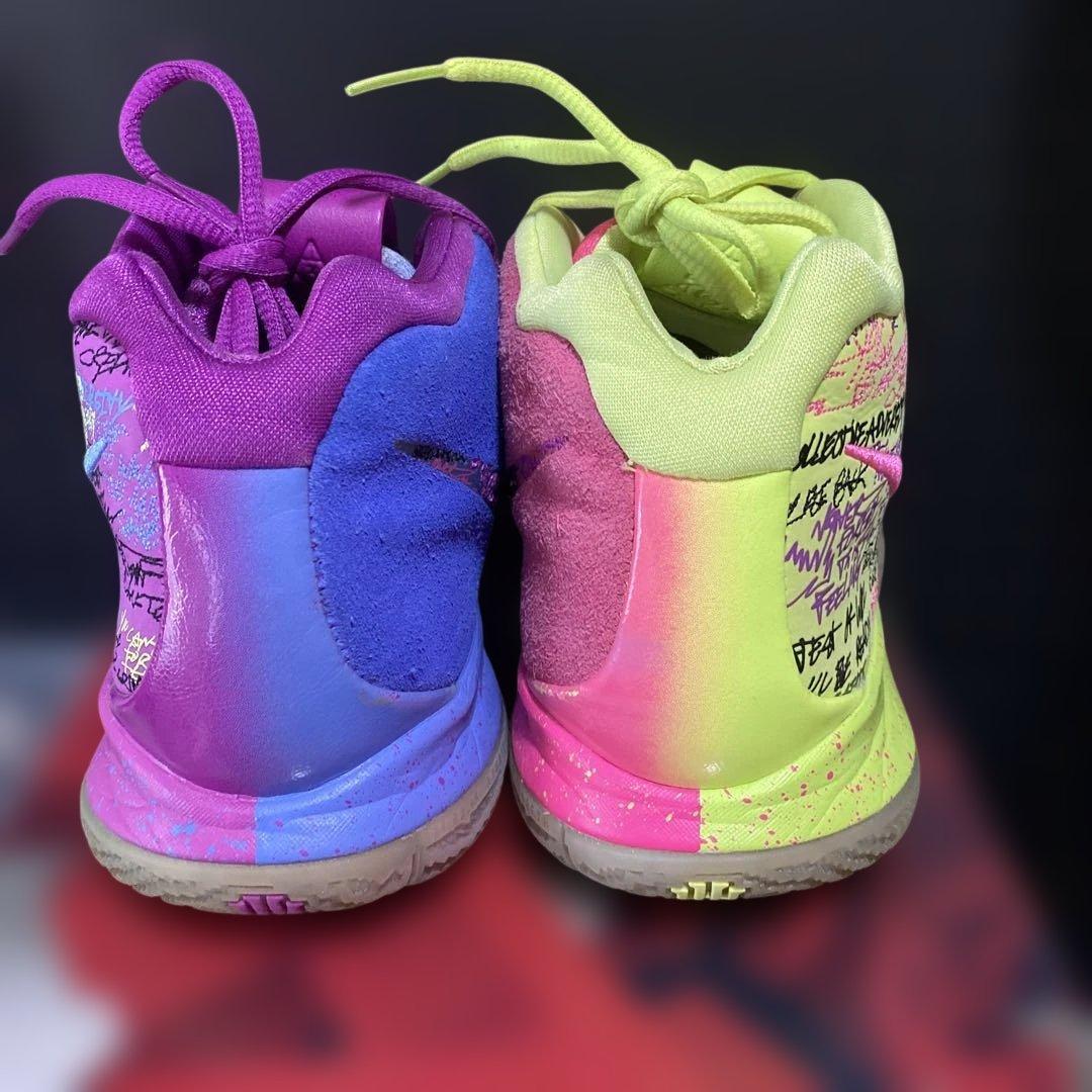 Nike KYRIE4バスケットシューズ イエロー/パープル