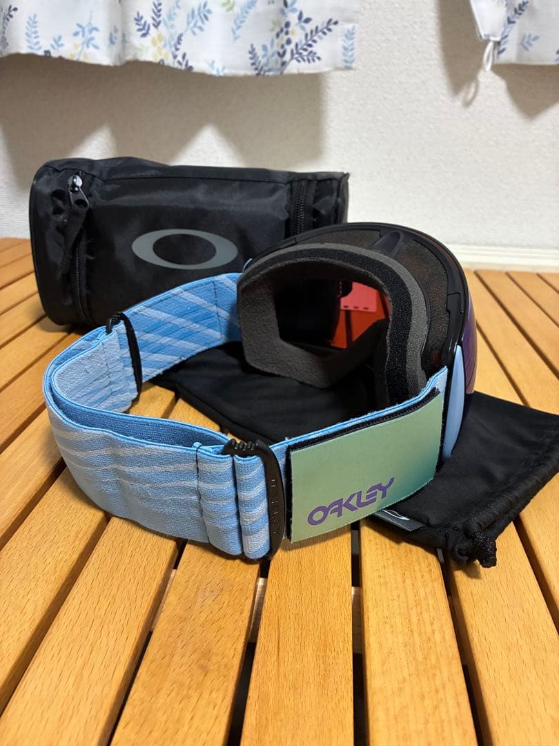 Oakley ゴーグル グリーンレンズ ブルーストラップ