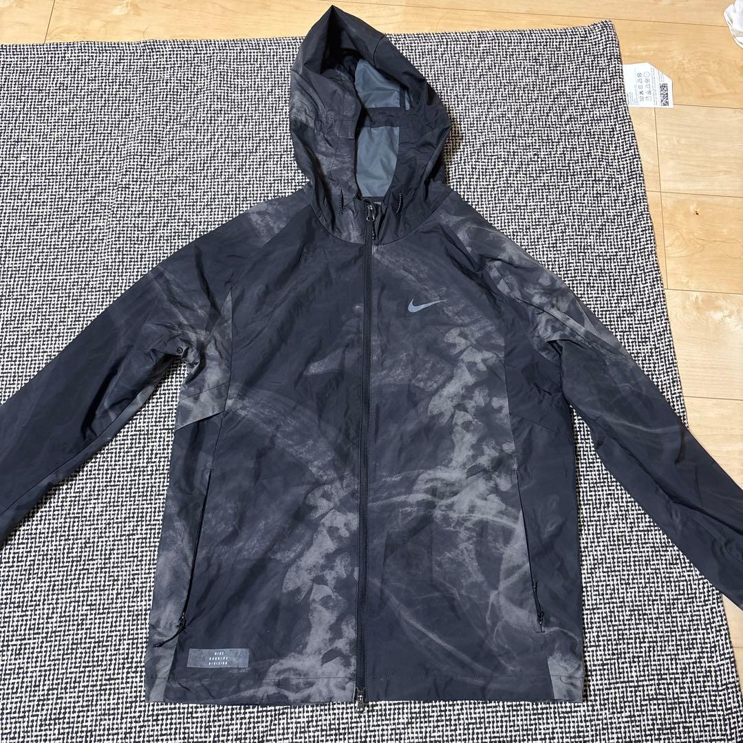 ウォーキング・ランニングウェア NIKE Storm-FIT Running Division