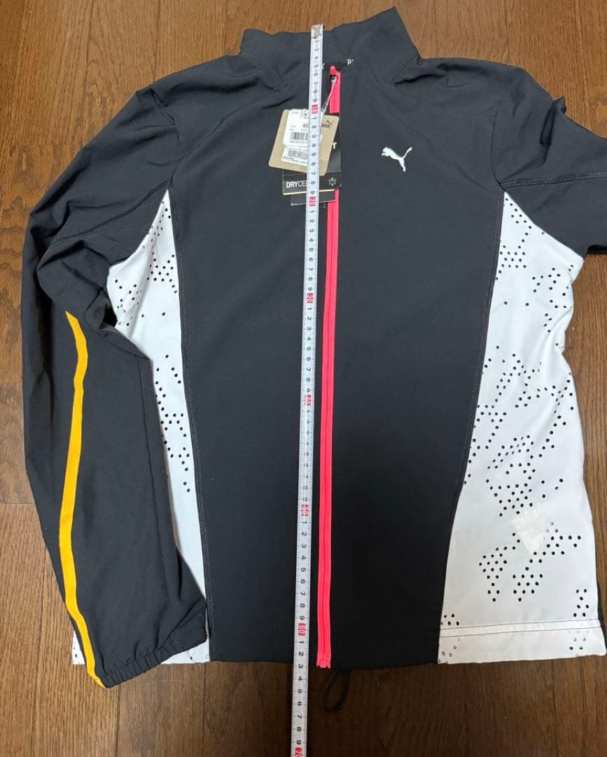 新品未使用PUMA ランニング ウルトラウェーブ S ウーブンジャケット
