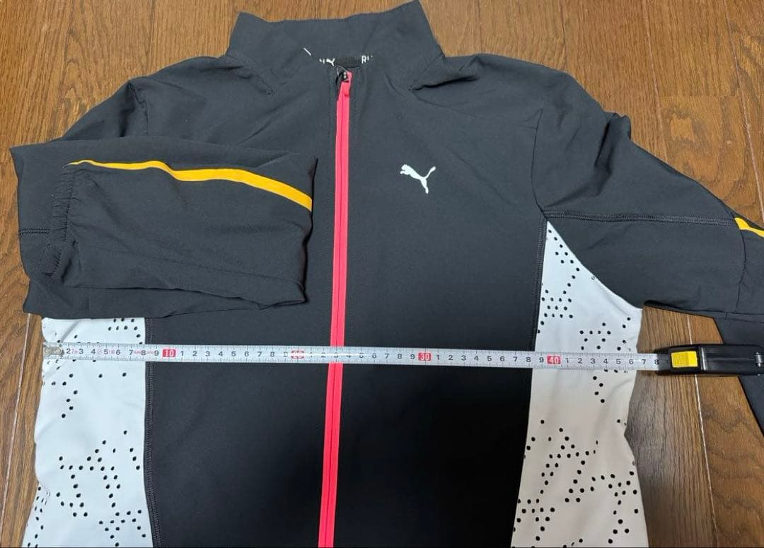 新品未使用PUMA ランニング ウルトラウェーブ S ウーブンジャケット