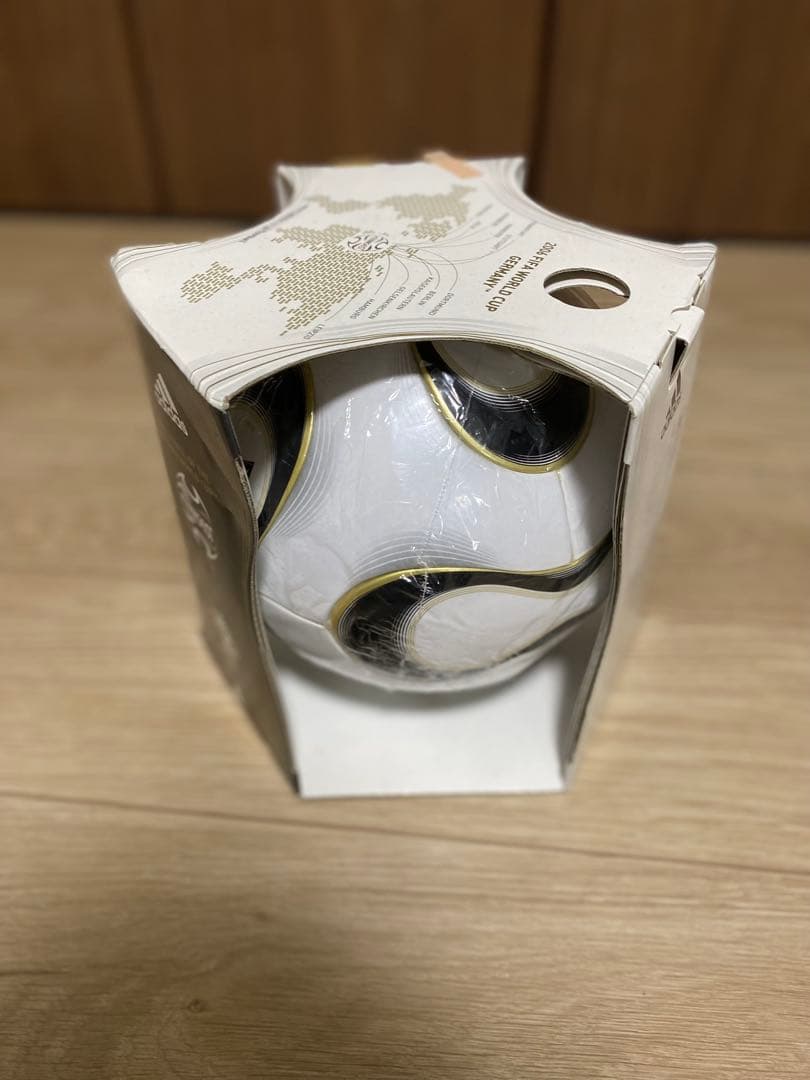 adidas TEAMGEIST 2006年 ドイツワールドカップ公式球　②