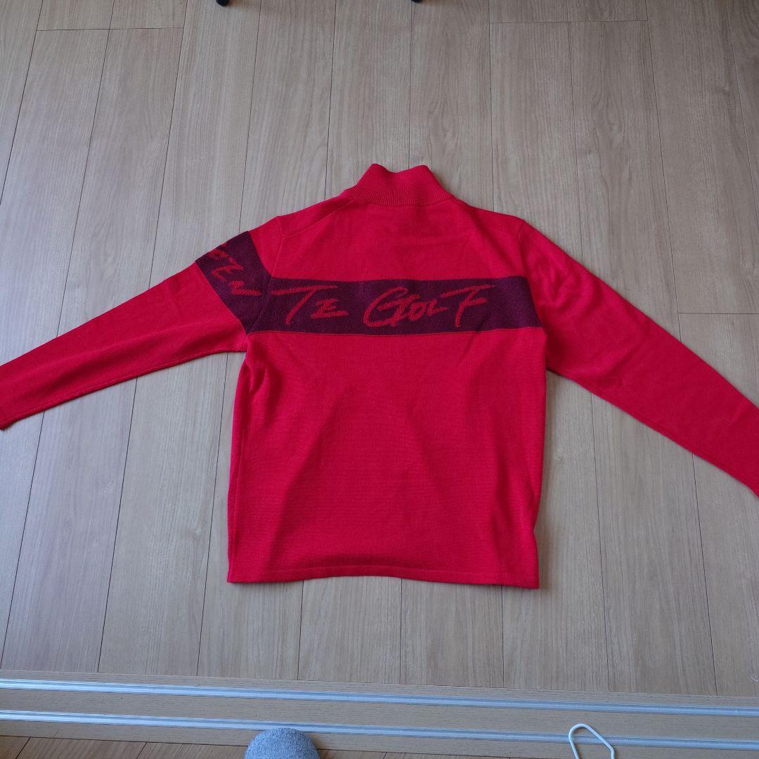 DESCENTE GOLF　赤いハーフジップ長袖セーター